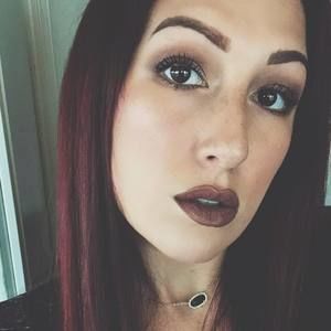 Meet your Posher, Shea